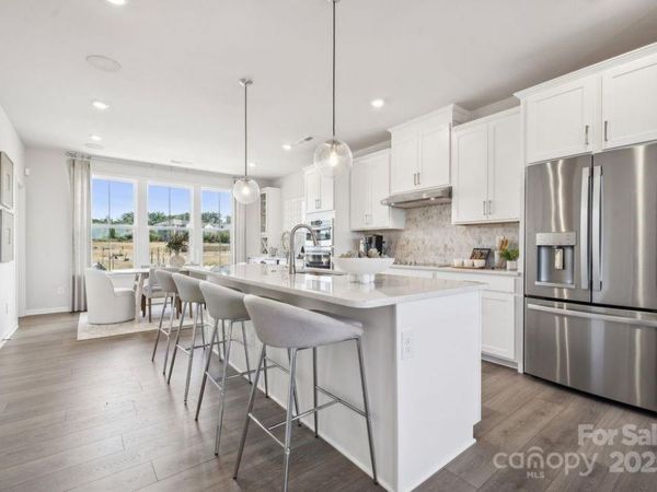 3114 Stelfox Street, Charlotte, NC 28262