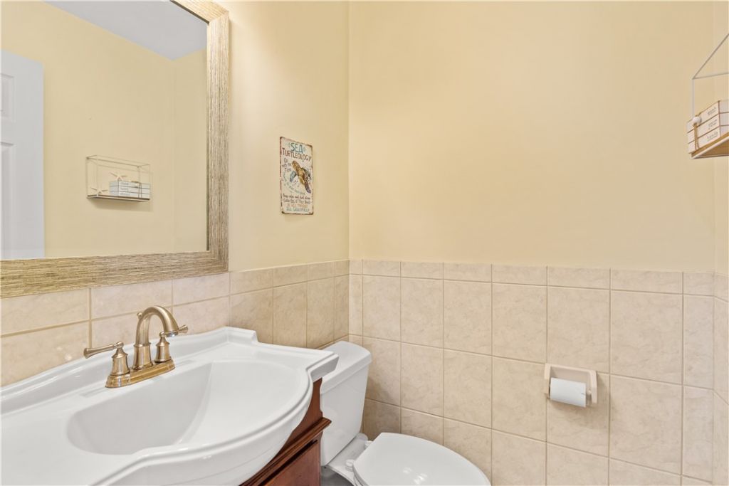 2050 Oleander Boulevard, Unit 2-206, Fort Pierce, FL 34950 Photo