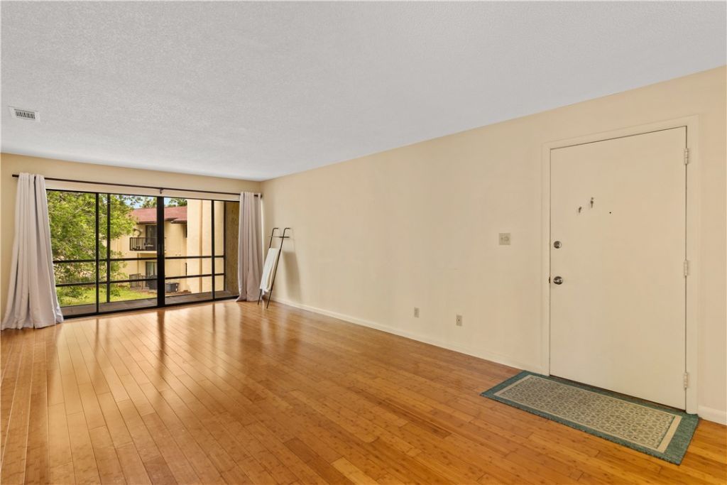 2050 Oleander Boulevard, Unit 2-206, Fort Pierce, FL 34950 Photo