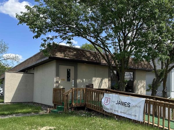 934 N 7th Street, Chariton, IA 50049