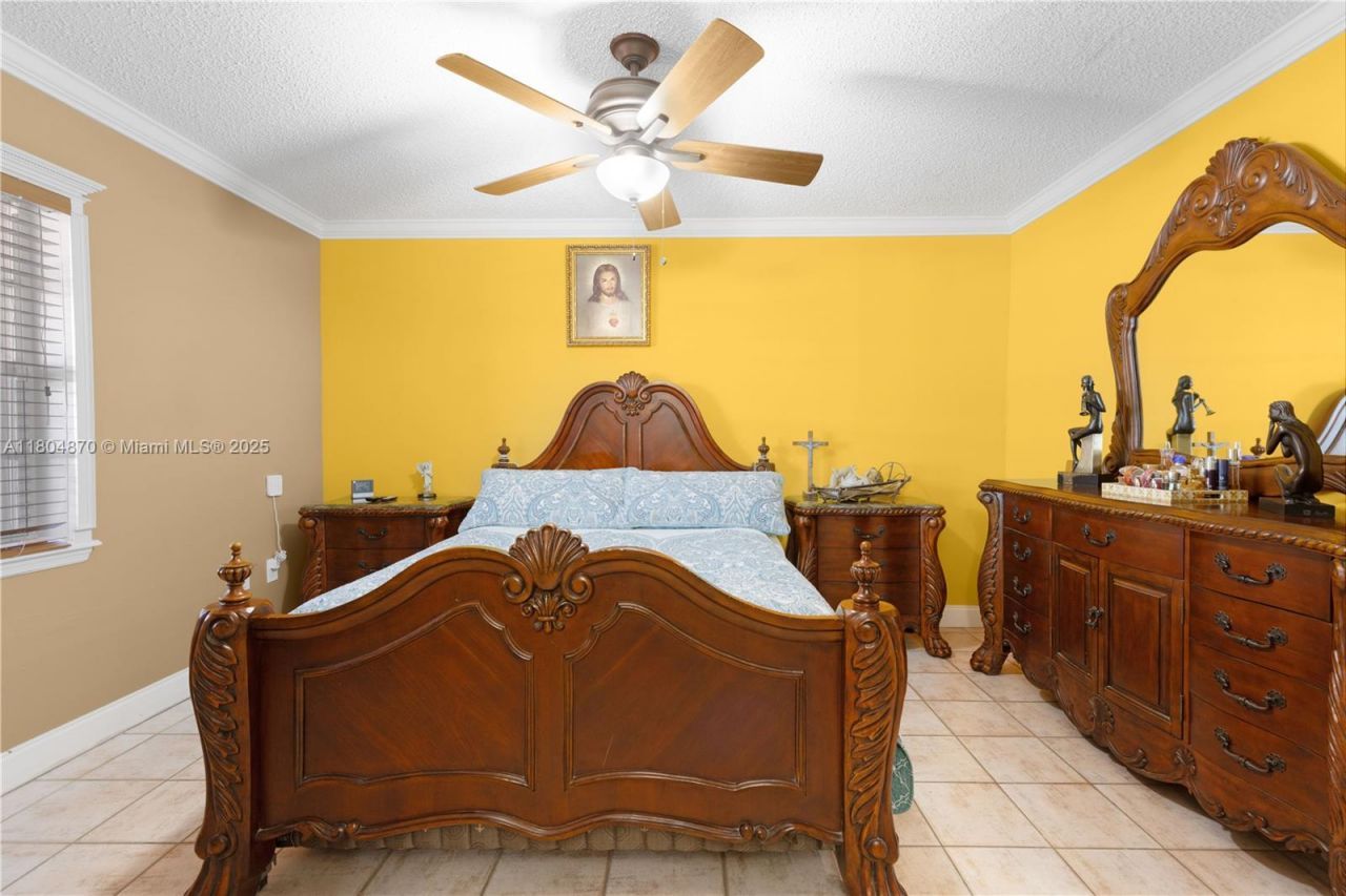 19251 SW 118th Ct, Miami, FL 33177 Photo