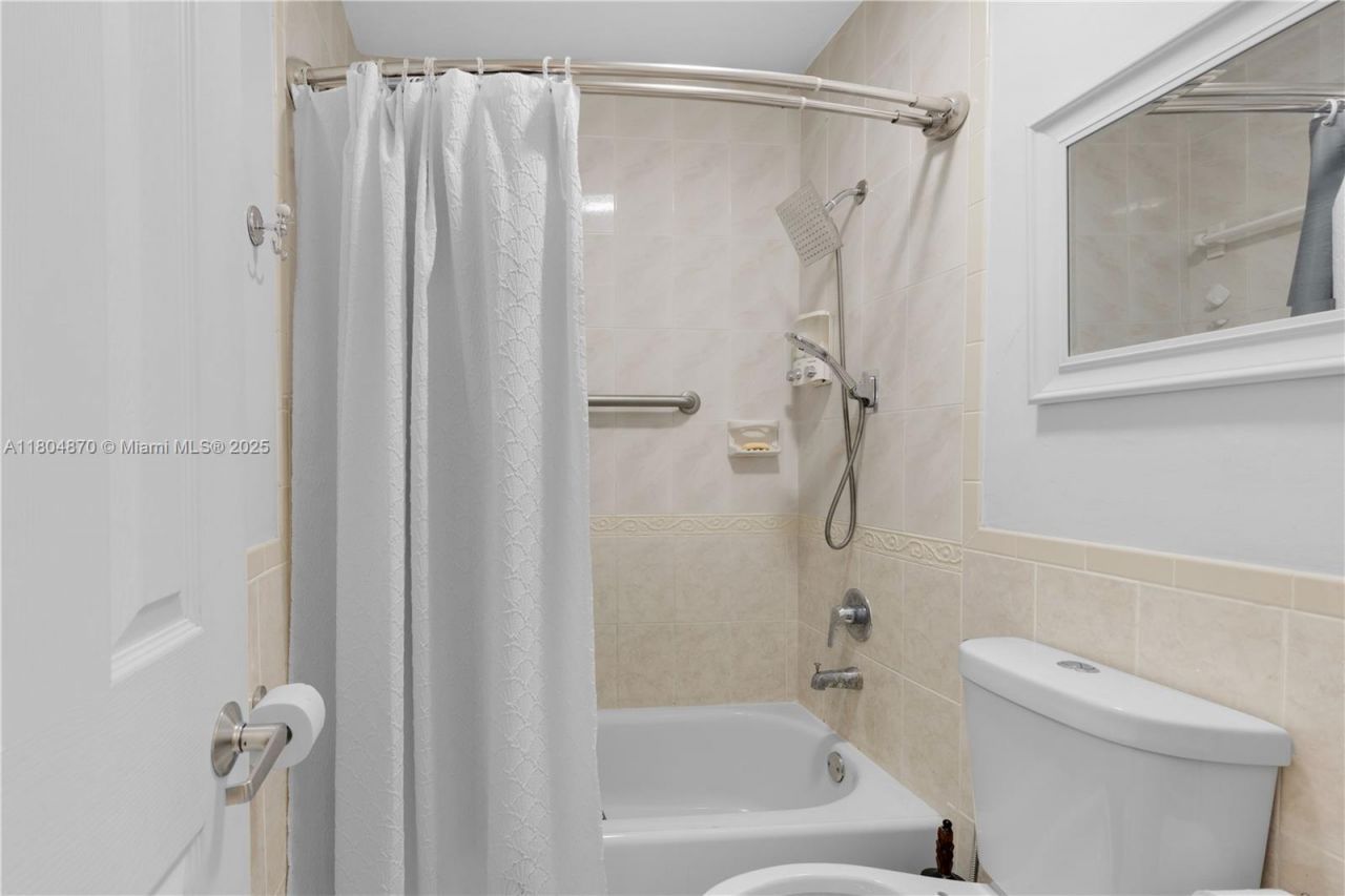 19251 SW 118th Ct, Miami, FL 33177 Photo