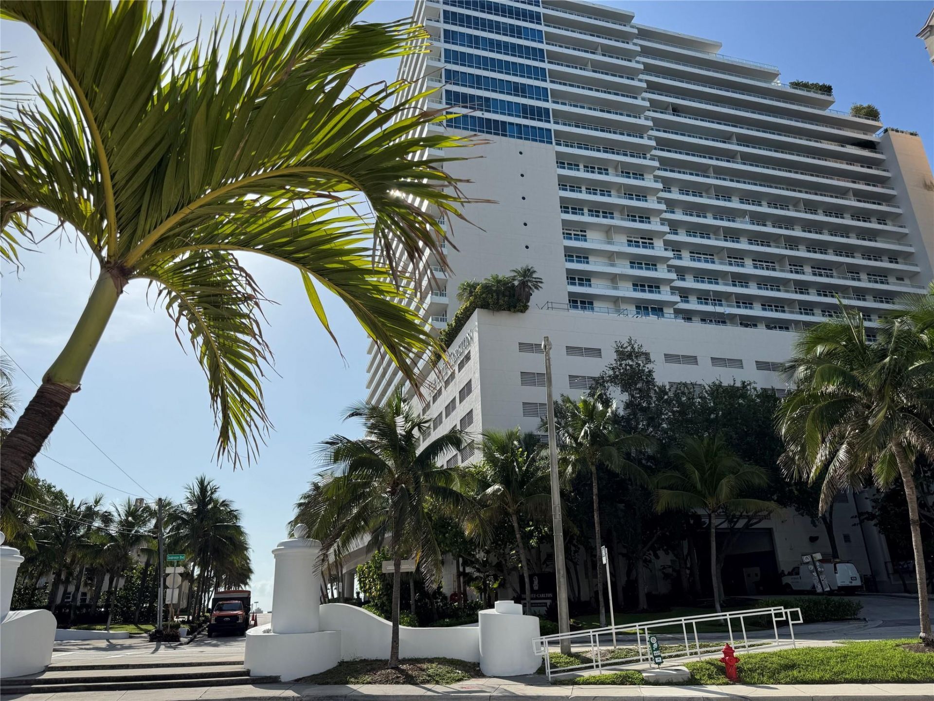 95 N Birch Road, Unit 301, Fort Lauderdale, FL 33304 Photo