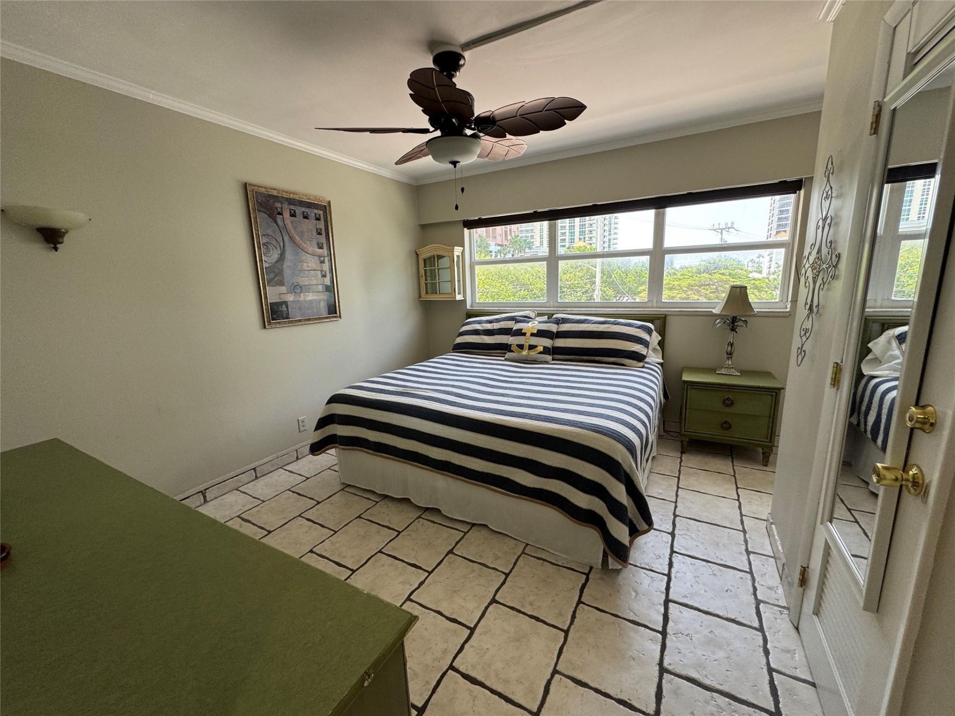 95 N Birch Road, Unit 301, Fort Lauderdale, FL 33304 Photo