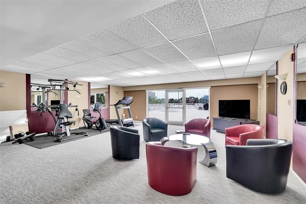 95 N Birch Road, Unit 301, Fort Lauderdale, FL 33304 Photo