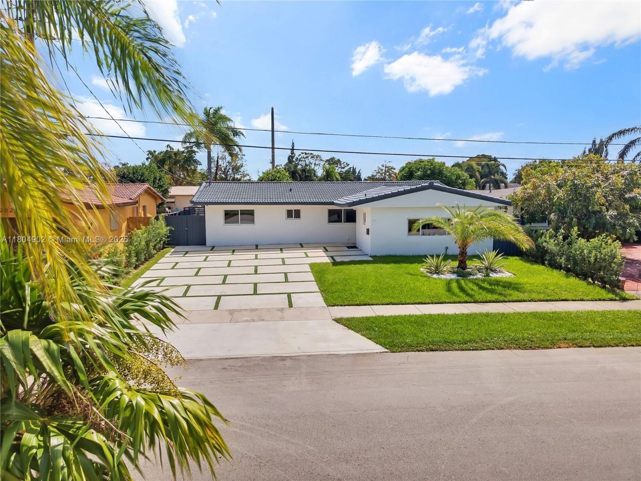 2828 Cleveland St, Hollywood, FL 33020 Photo