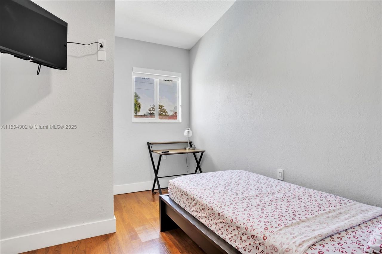 2828 Cleveland St, Hollywood, FL 33020 Photo