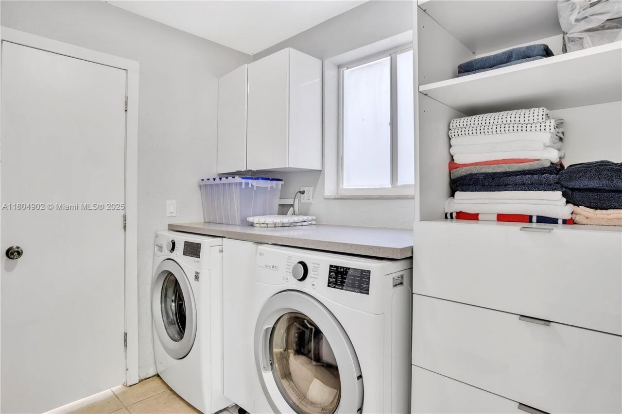 2828 Cleveland St, Hollywood, FL 33020 Photo