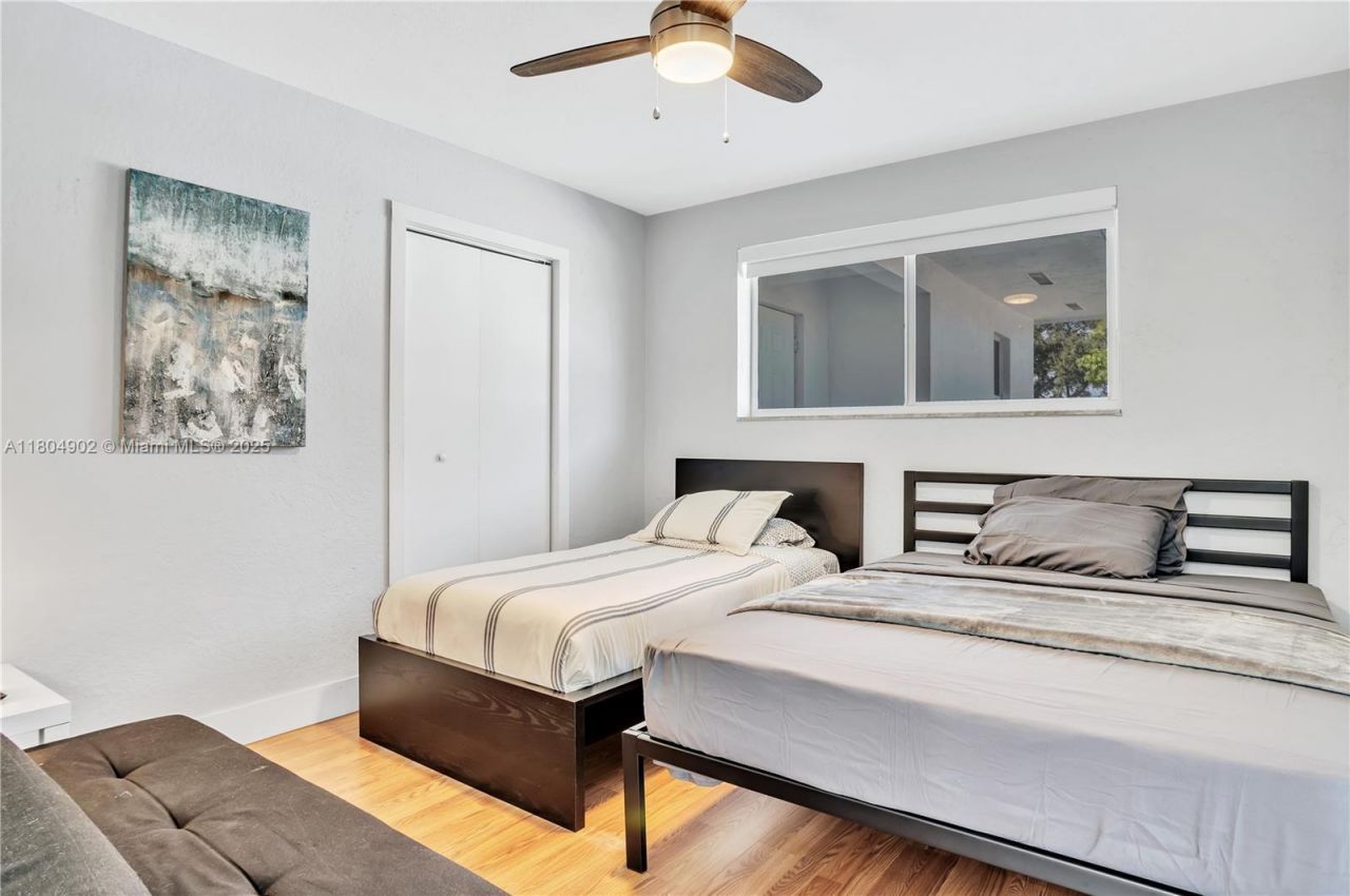 2828 Cleveland St, Hollywood, FL 33020 Photo