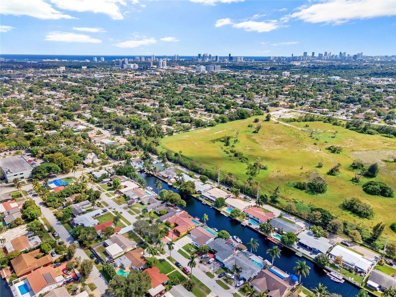 2828 Cleveland St, Hollywood, FL 33020 Photo