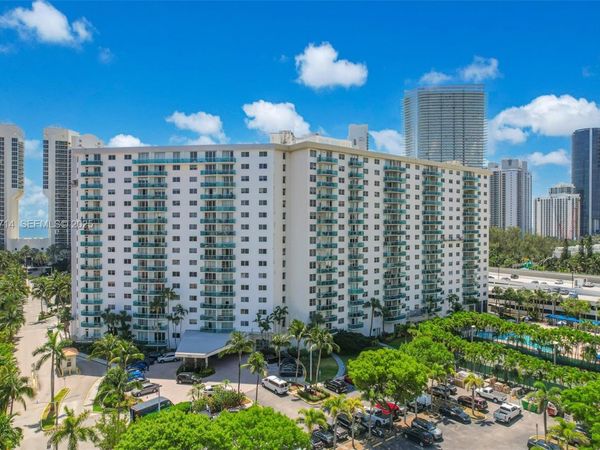 19370 Collins Ave, Unit 324, Sunny Isles Beach, FL 33160