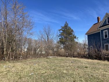 0 NS (24) Alden Street, Springfield, MA 01109