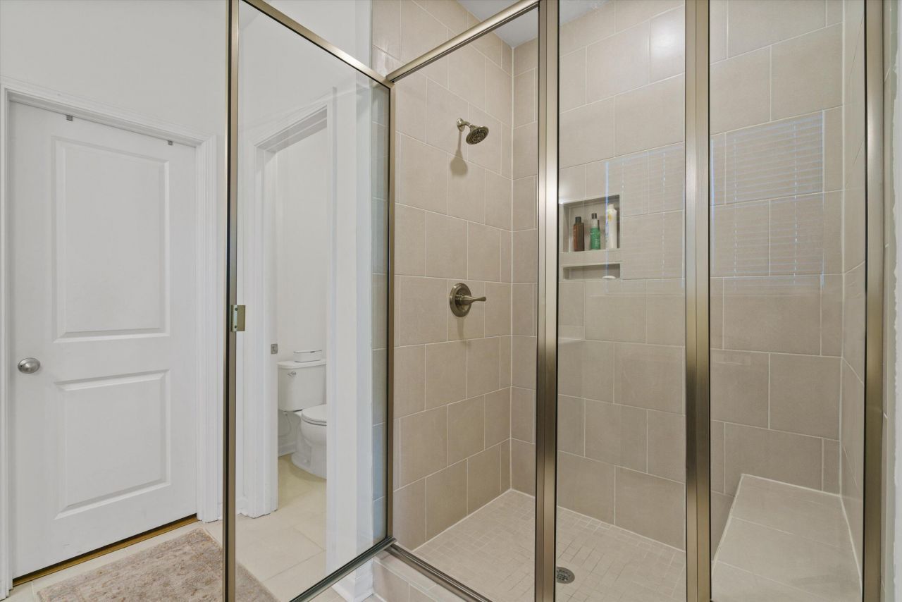 101 Caleb Court Photo 15