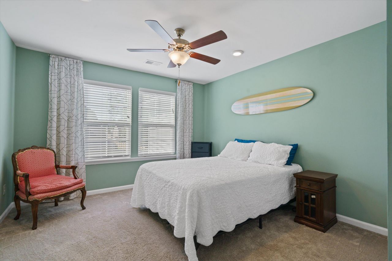 101 Caleb Court Photo 18