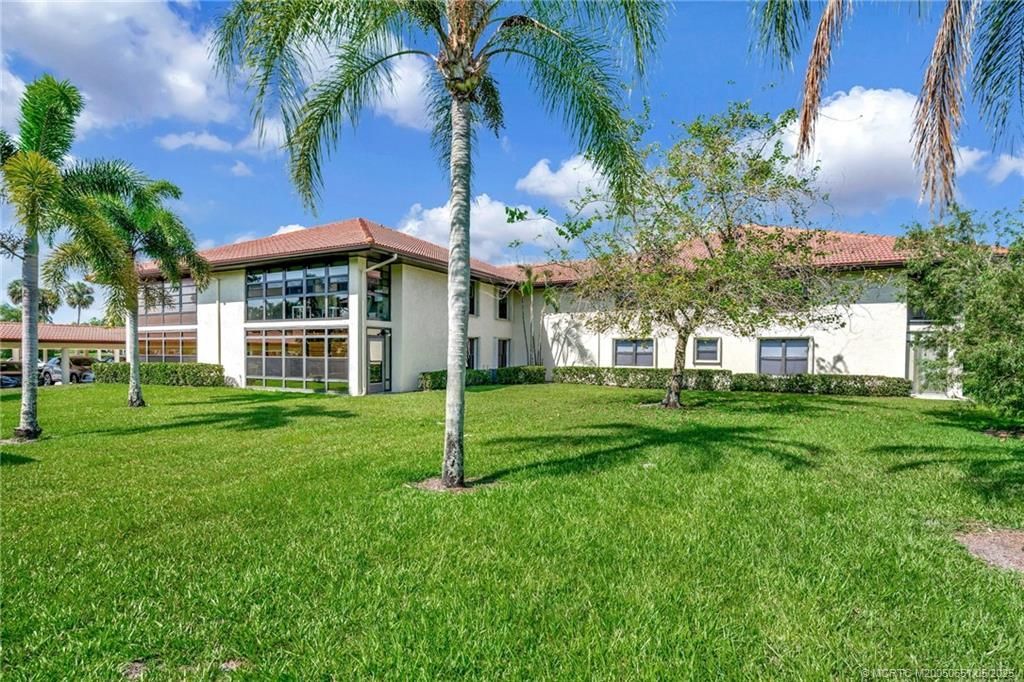 540 SW South River Drive, Unit 202, Stuart, FL 34997 Photo