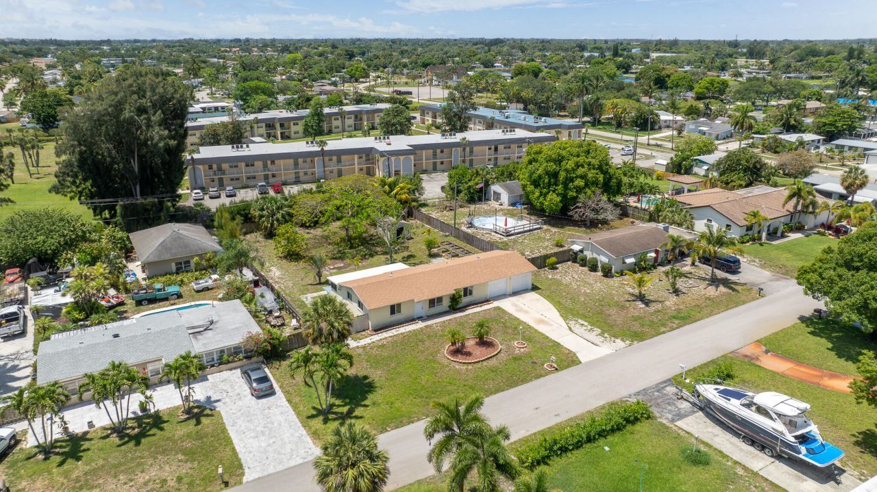 3180 Carol Avenue, Palm Springs, FL 33461 Photo