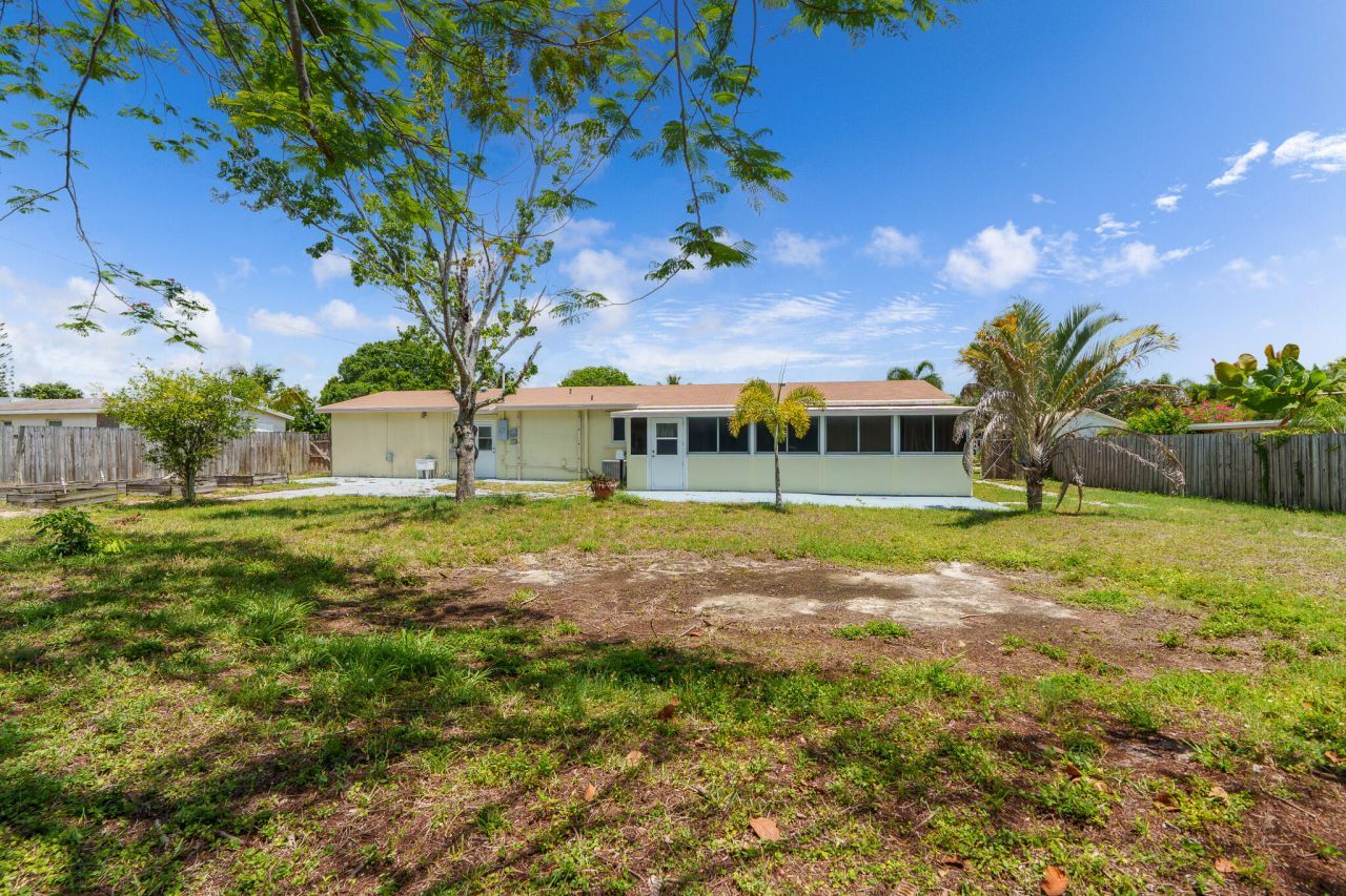 3180 Carol Avenue, Palm Springs, FL 33461 Photo