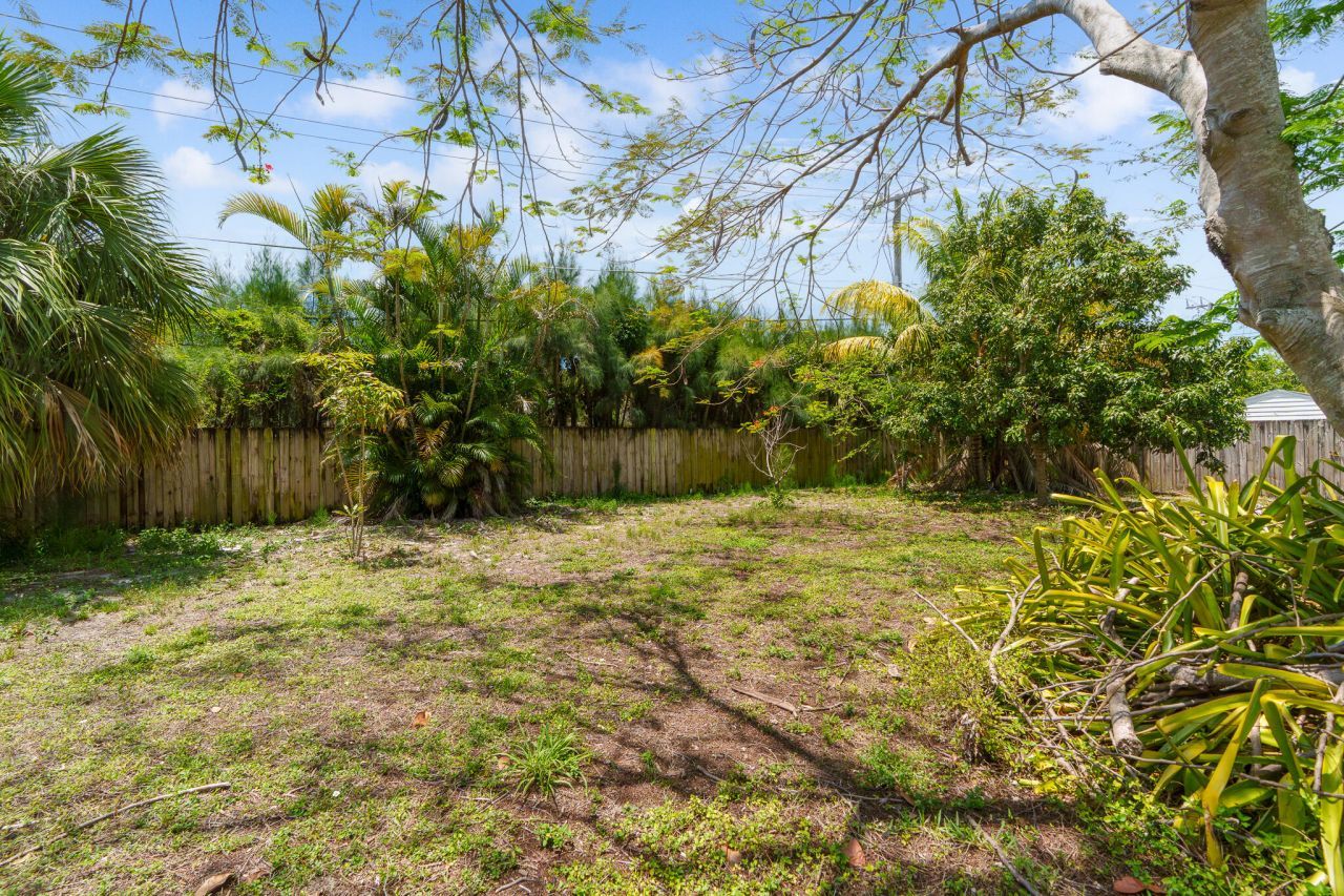 3180 Carol Avenue, Palm Springs, FL 33461 Photo