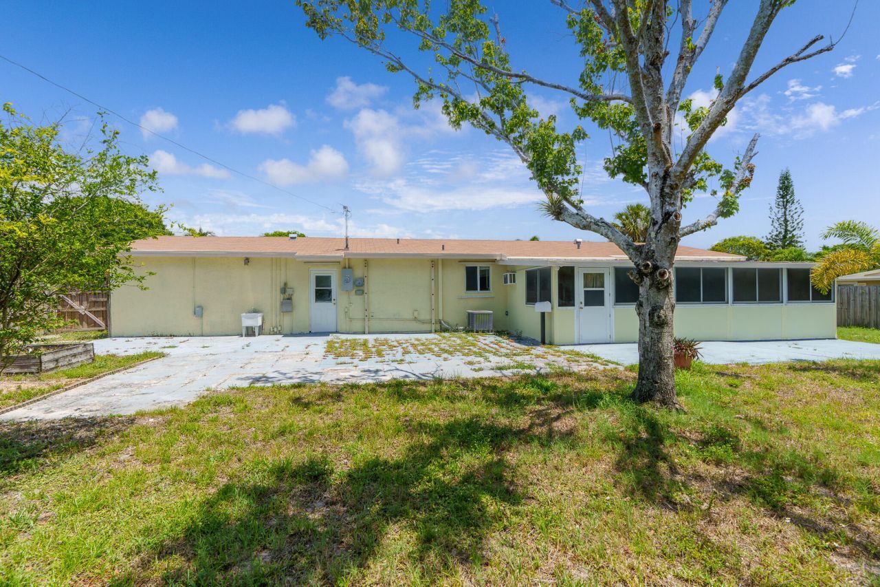 3180 Carol Avenue, Palm Springs, FL 33461 Photo