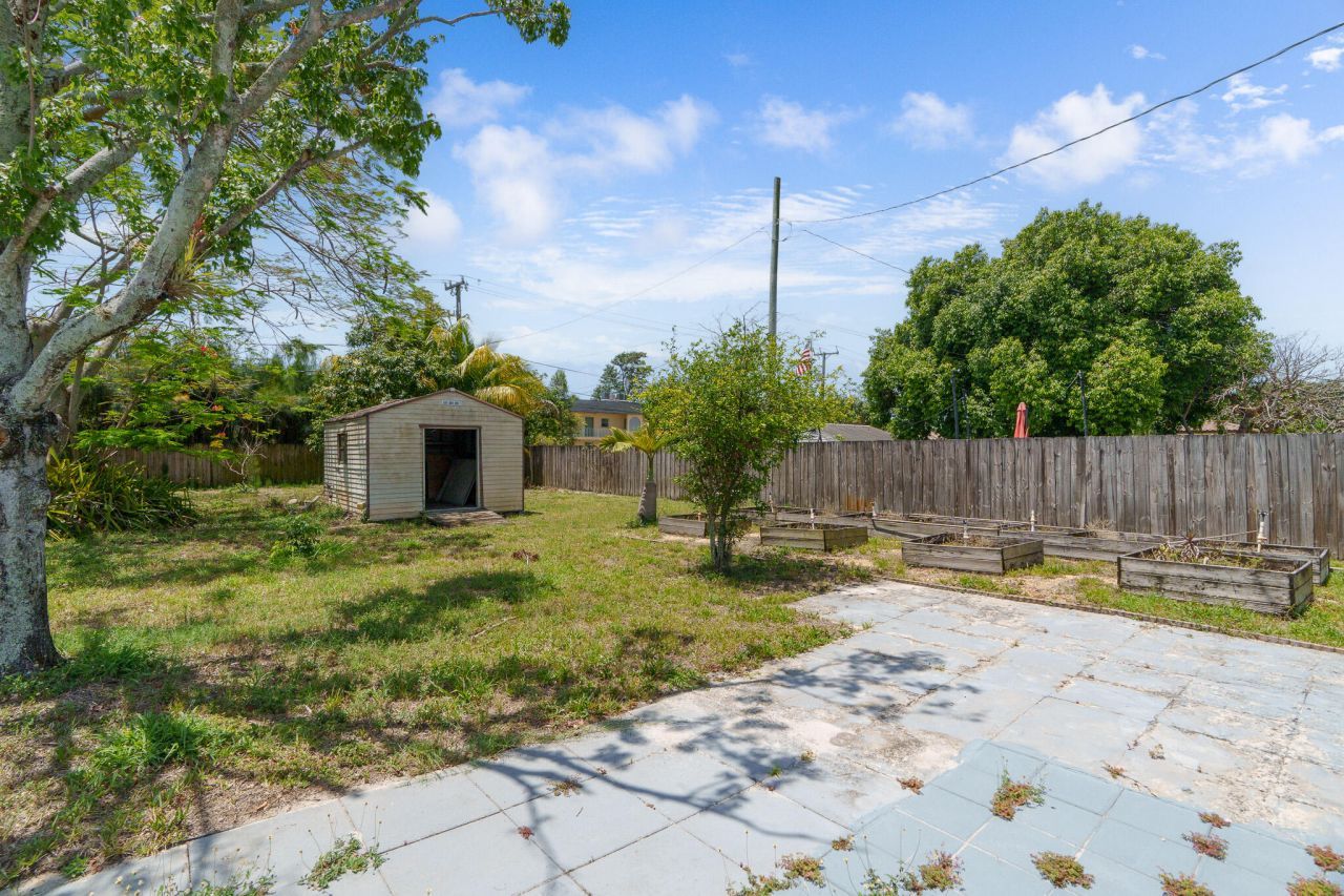 3180 Carol Avenue, Palm Springs, FL 33461 Photo