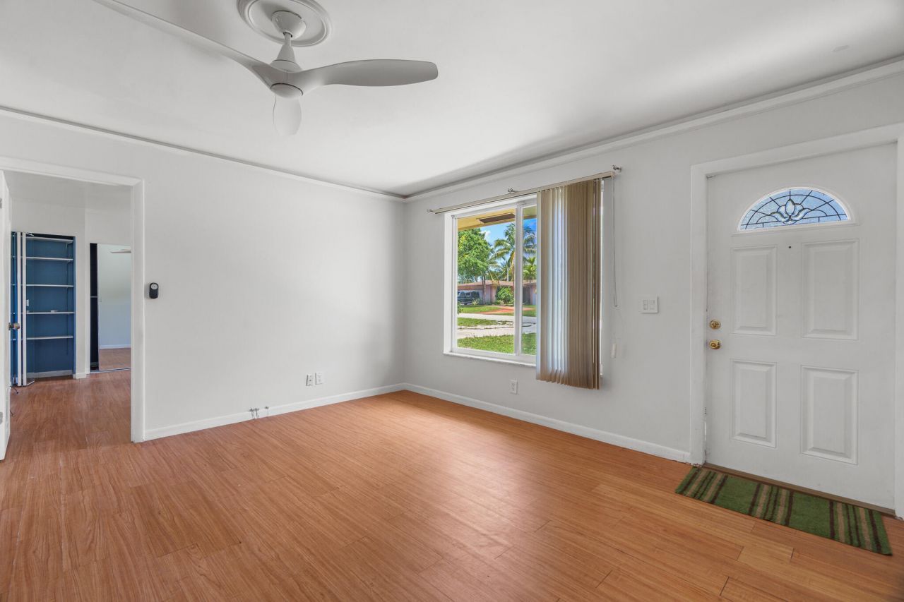 3180 Carol Avenue, Palm Springs, FL 33461 Photo