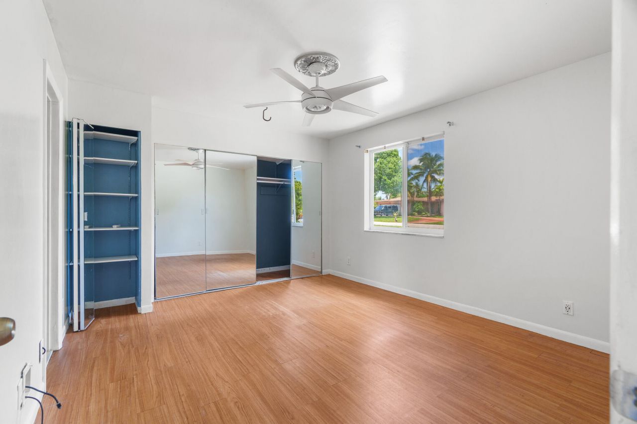 3180 Carol Avenue, Palm Springs, FL 33461 Photo