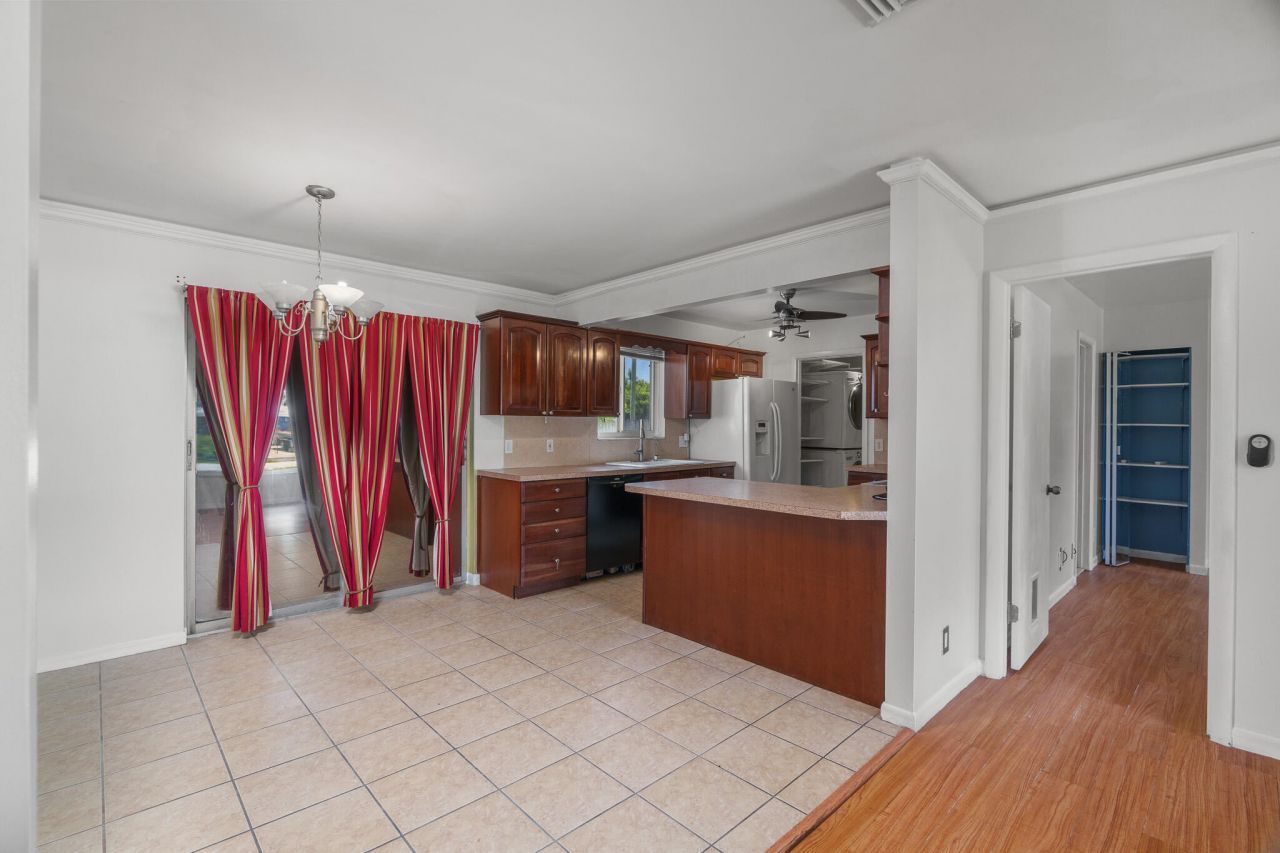 3180 Carol Avenue, Palm Springs, FL 33461 Photo