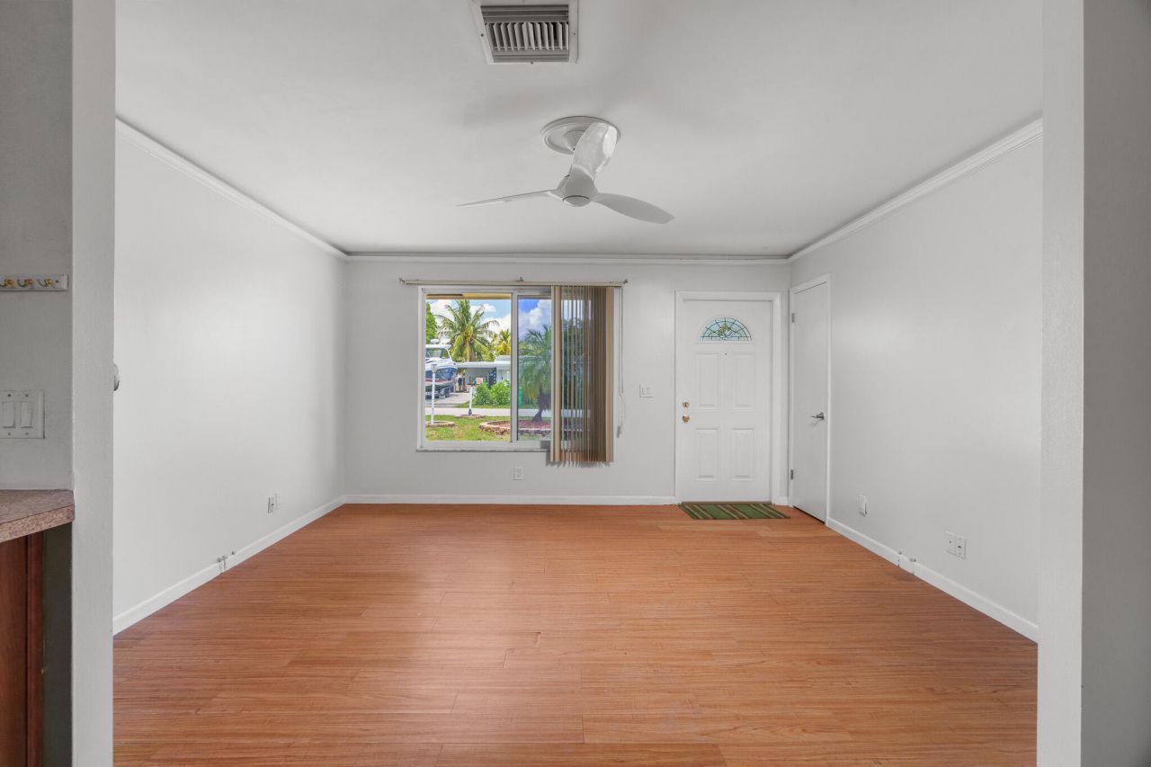 3180 Carol Avenue, Palm Springs, FL 33461 Photo