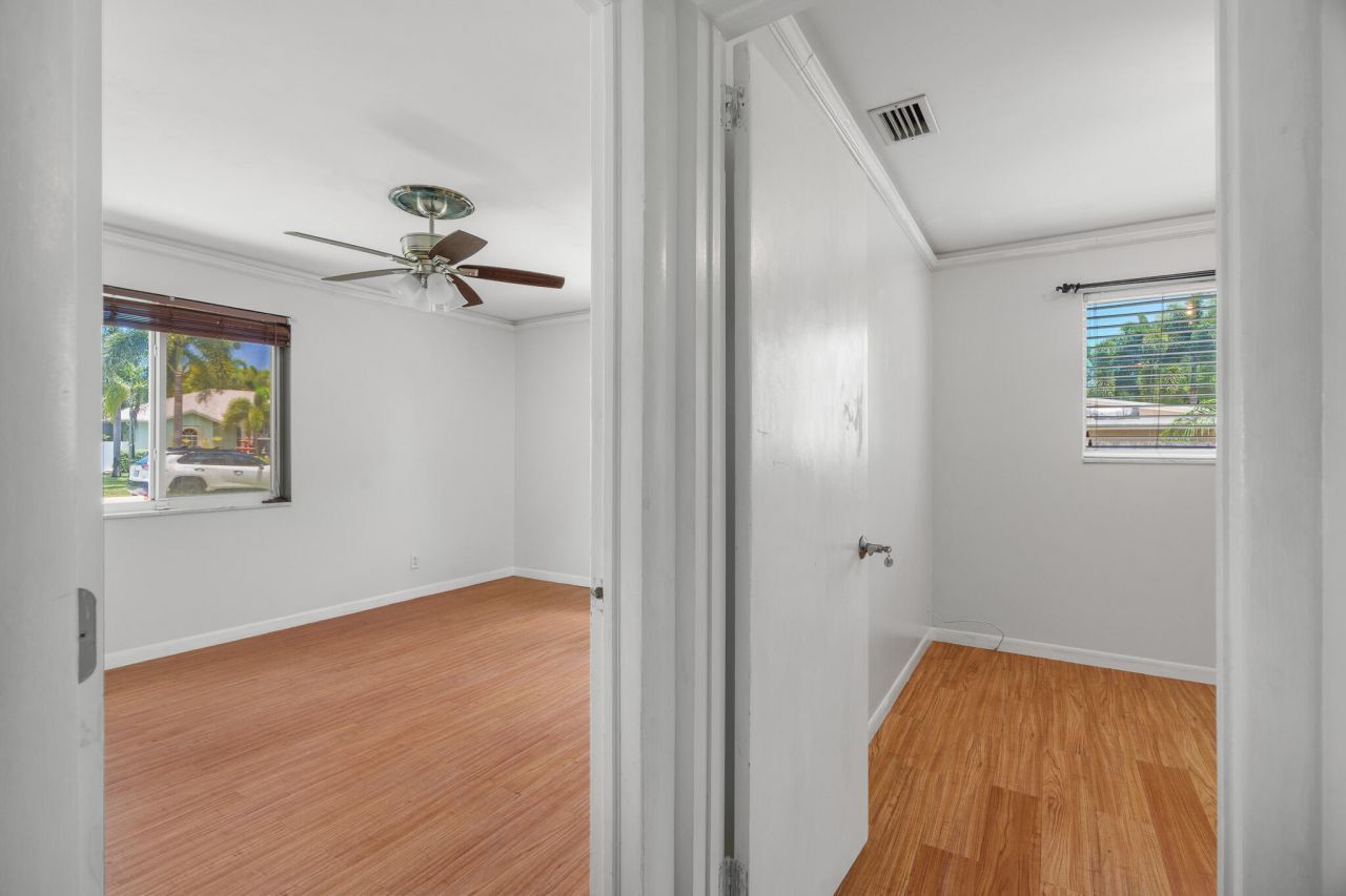 3180 Carol Avenue, Palm Springs, FL 33461 Photo