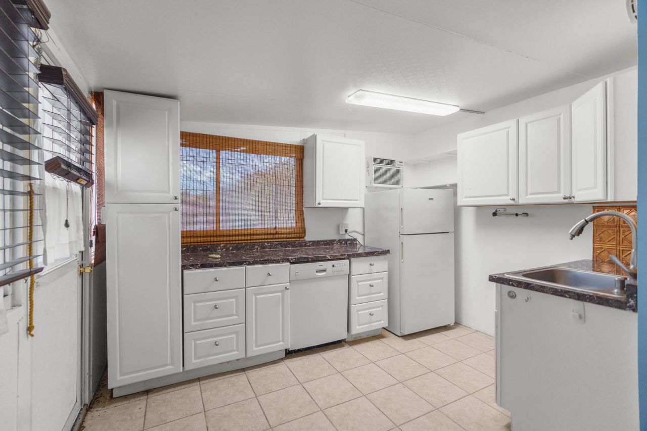 3180 Carol Avenue, Palm Springs, FL 33461 Photo