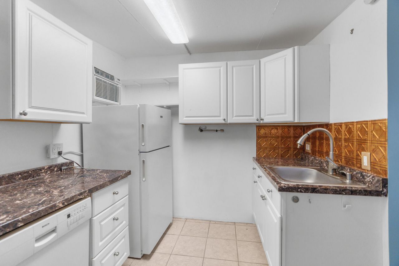 3180 Carol Avenue, Palm Springs, FL 33461 Photo