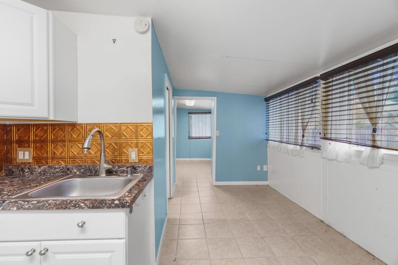 3180 Carol Avenue, Palm Springs, FL 33461 Photo