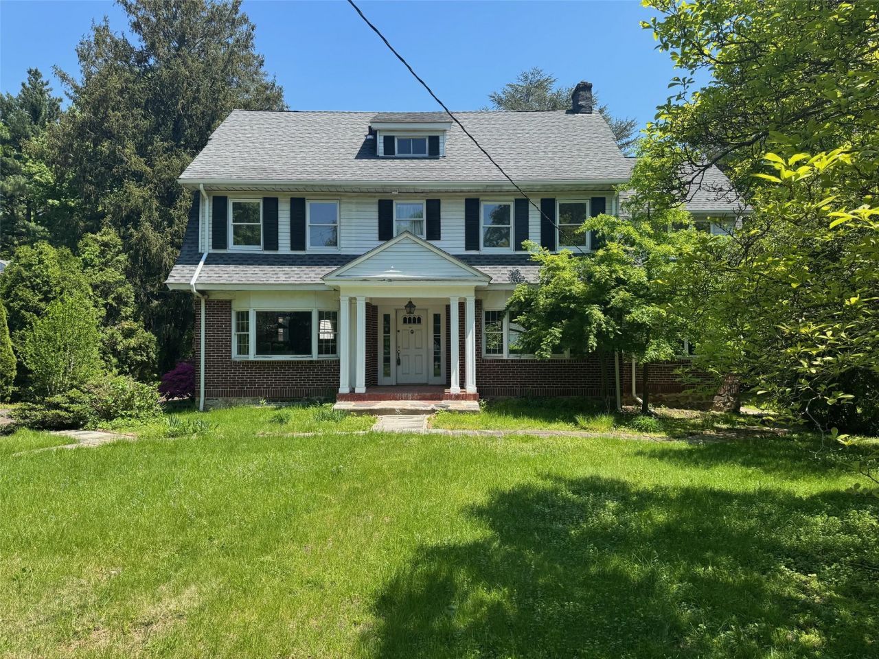 4 Meadow Road, Scarsdale, NY 10583 Main Photo
