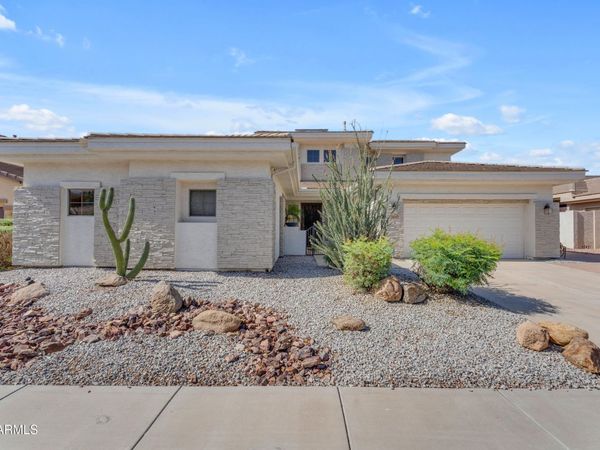 3806 E TAURUS Place, Chandler, AZ 85249