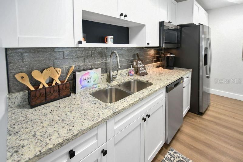 418 40th Avenue S, Saint Petersburg, FL 33705 Photo