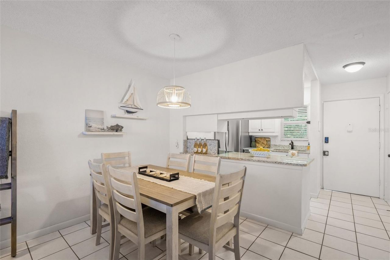 5681 Midnight Pass Road, Unit 104, Sarasota, FL 34242 Photo