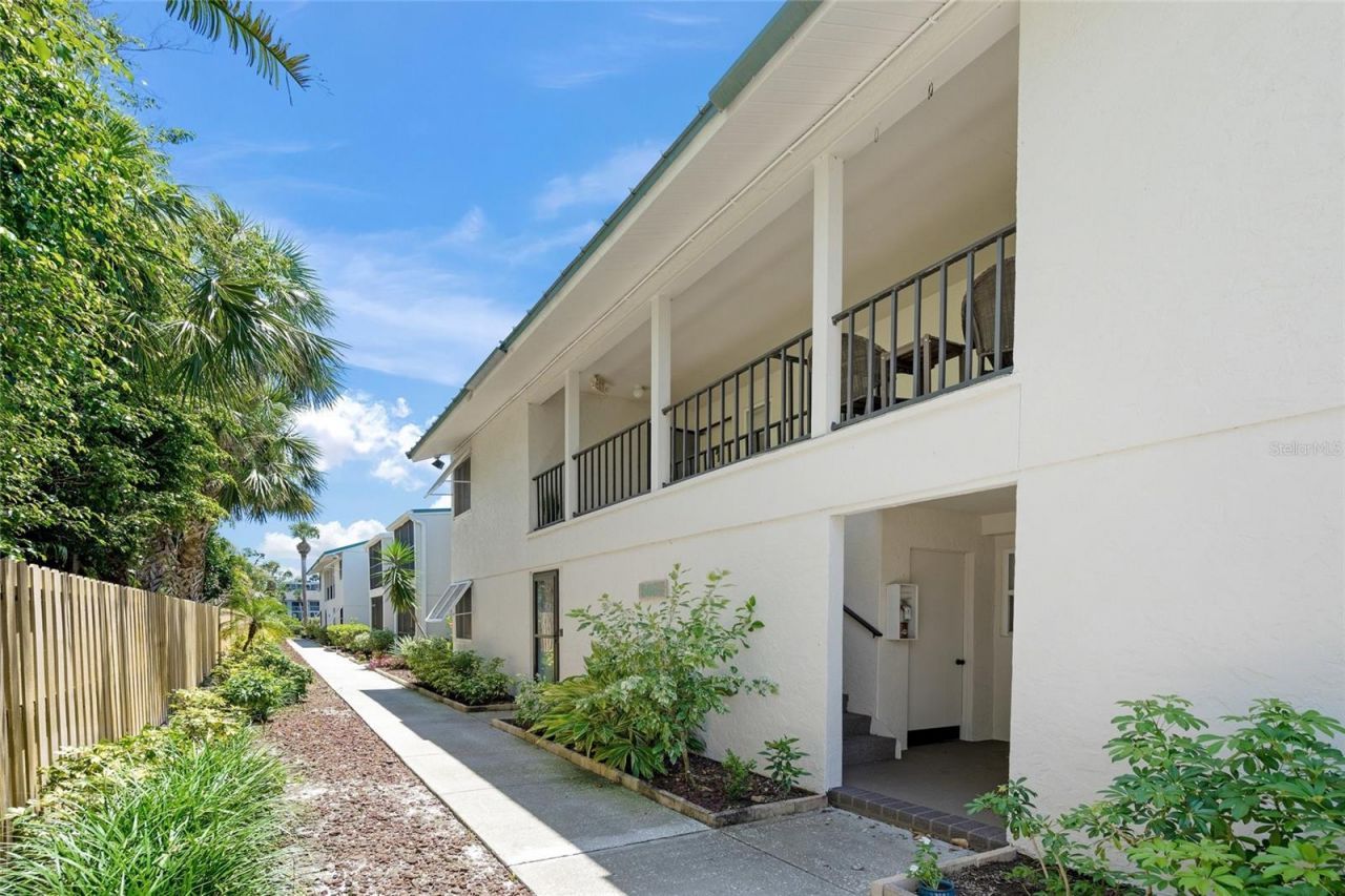 5681 Midnight Pass Road, Unit 104, Sarasota, FL 34242 Photo