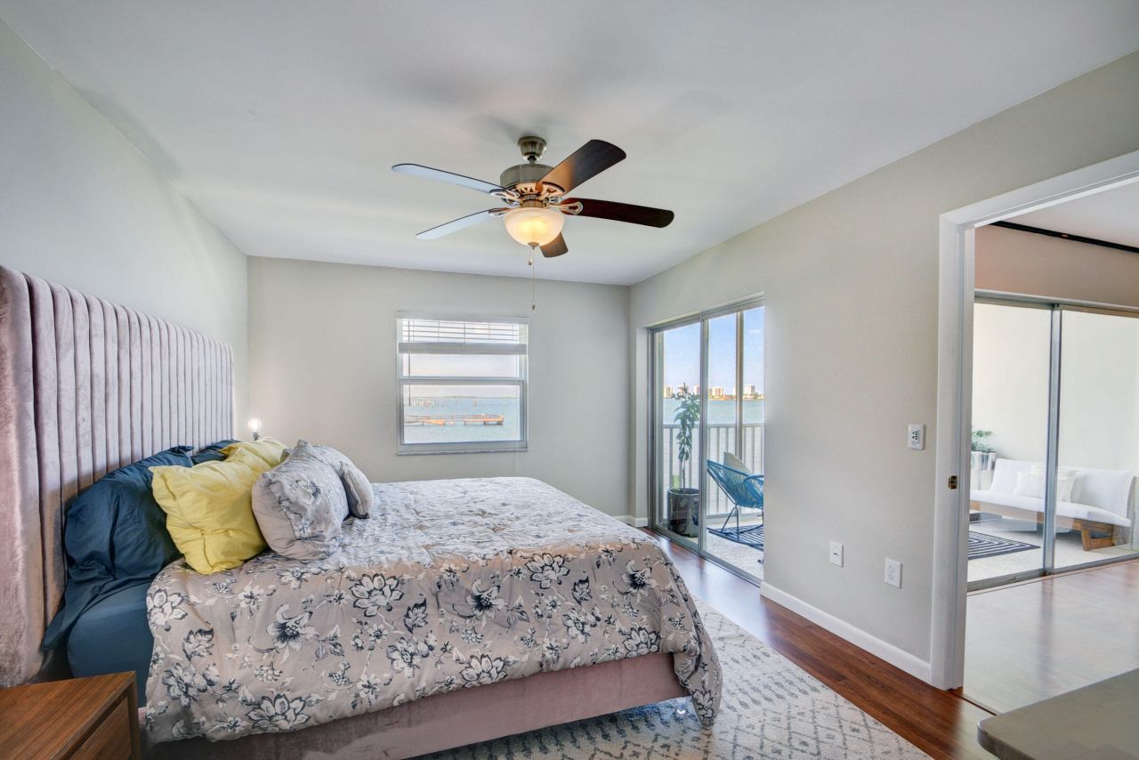 410 Wilma Circle, Unit 204, Riviera Beach, FL 33404 Photo