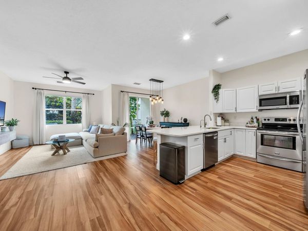 6086 Seminole Gardens Circle, Riviera Beach, FL 33418