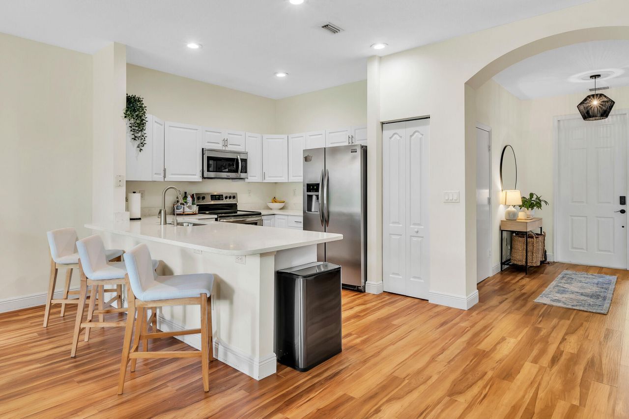 6086 Seminole Gardens Circle, Riviera Beach, FL 33418 Photo