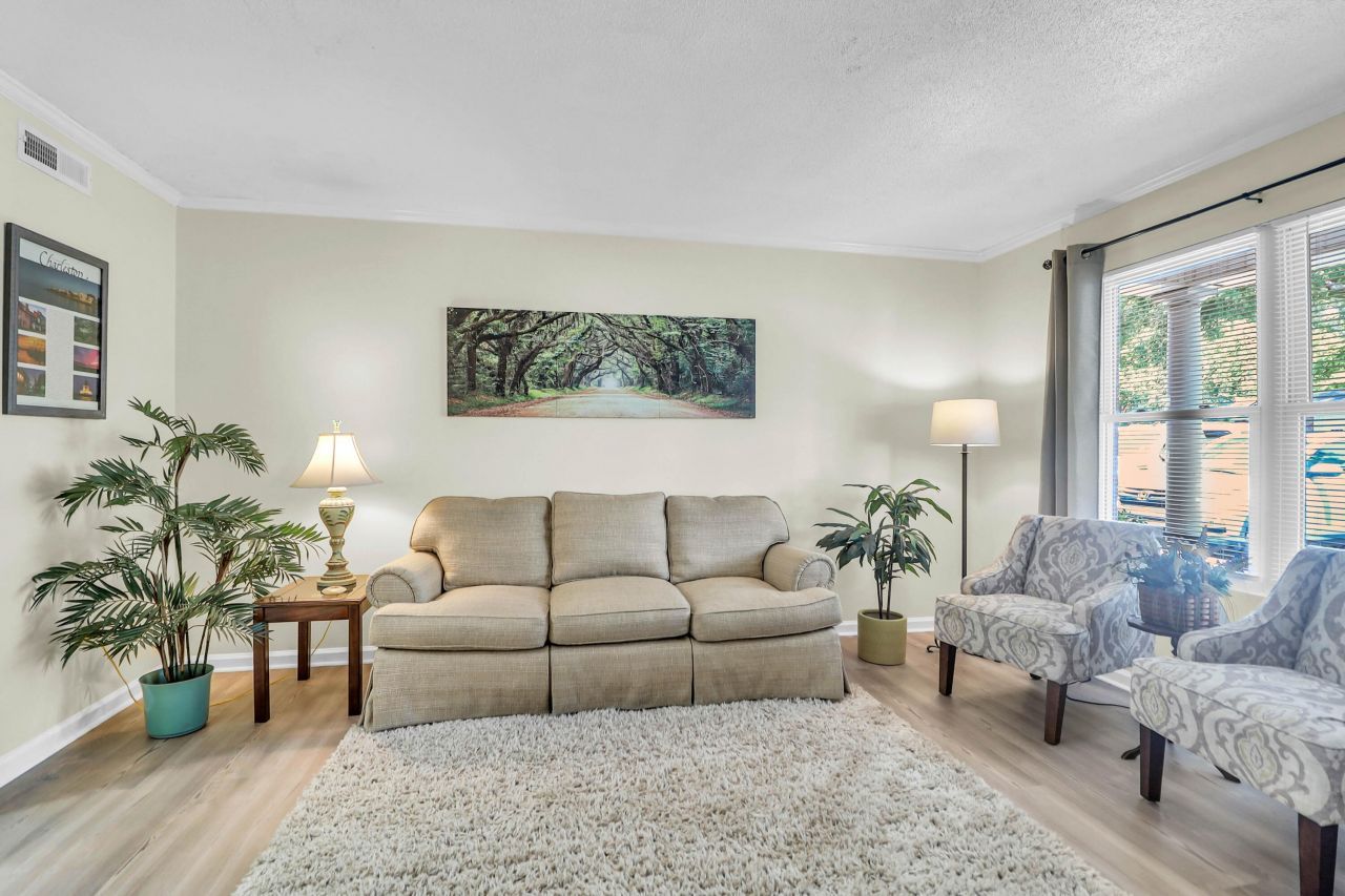 1816 Mepkin Road Photo 5