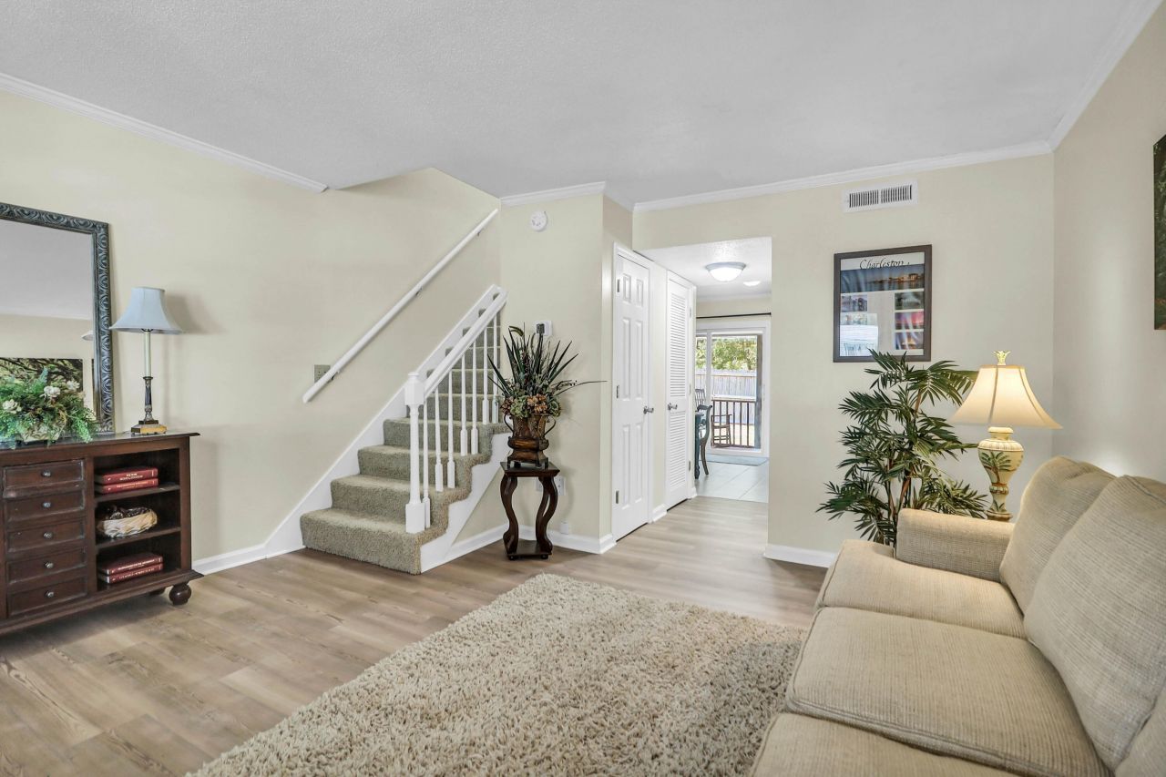 1816 Mepkin Road Photo 7