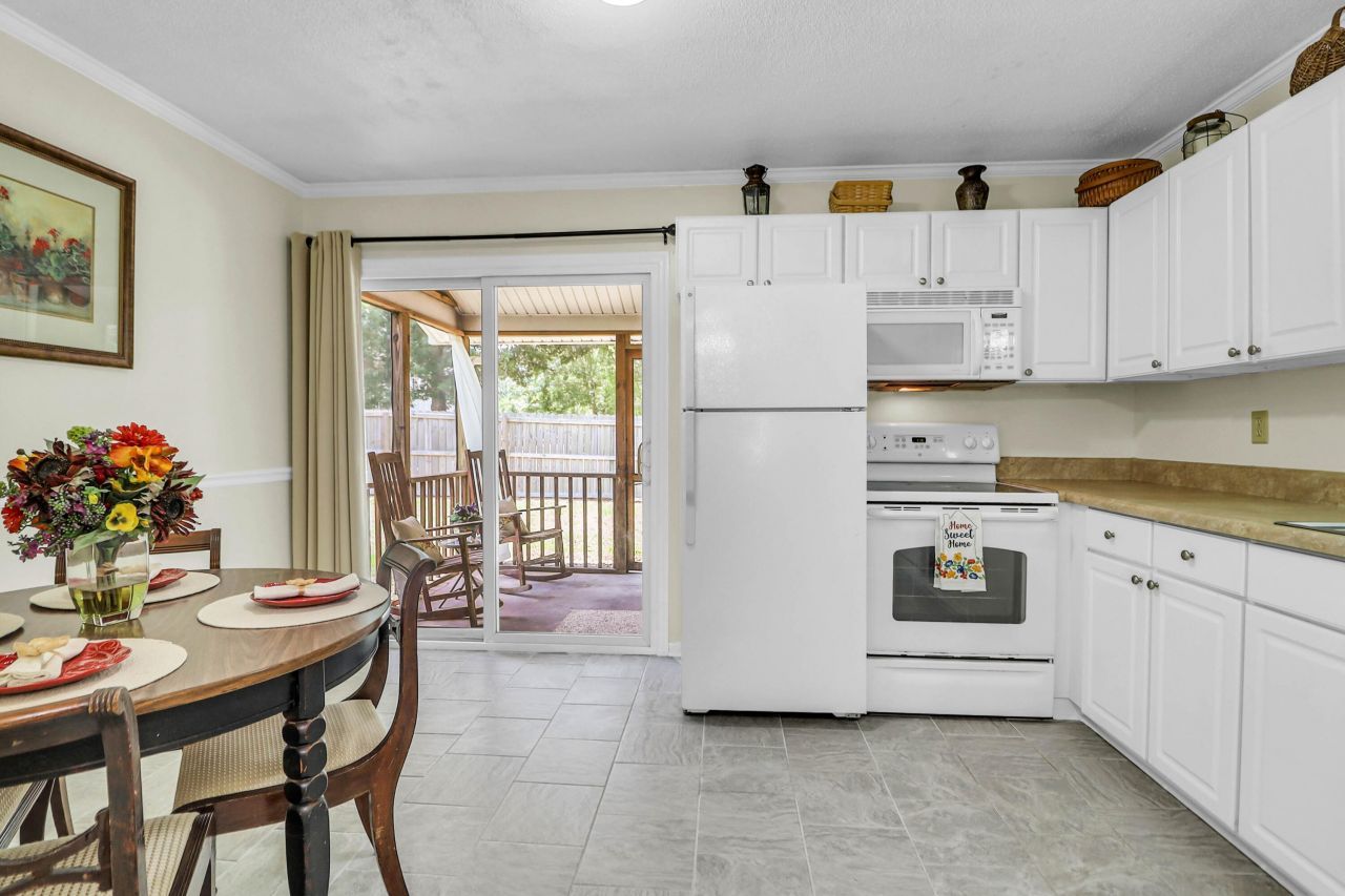 1816 Mepkin Road Photo 9