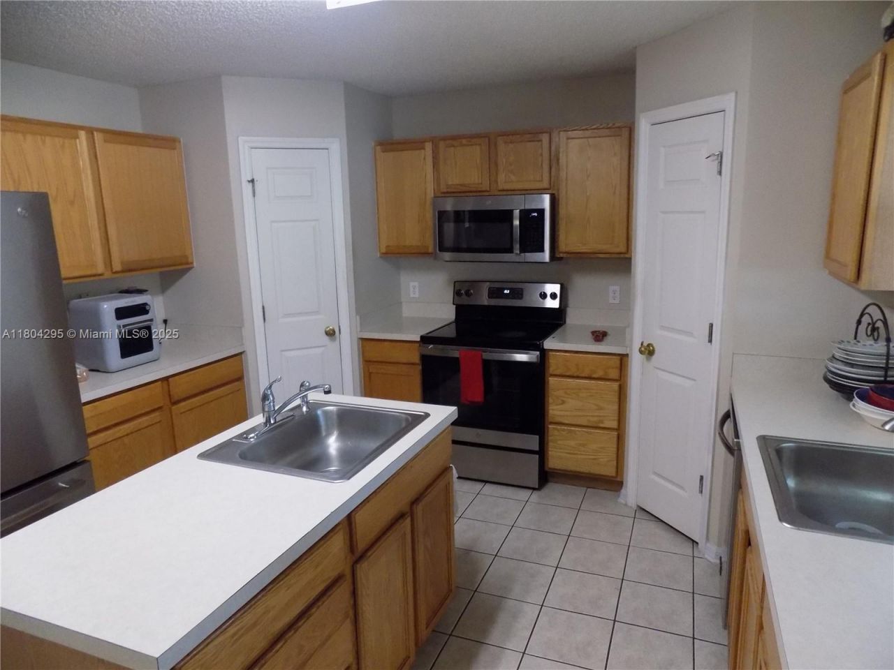 2818 Sheila Dr, Orlando, FL 32712 Photo