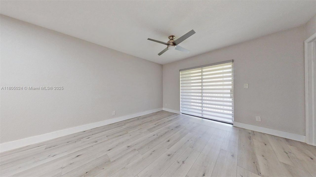 15805 W Waterside Cir, Unit 202, Sunrise, FL 33326 Photo