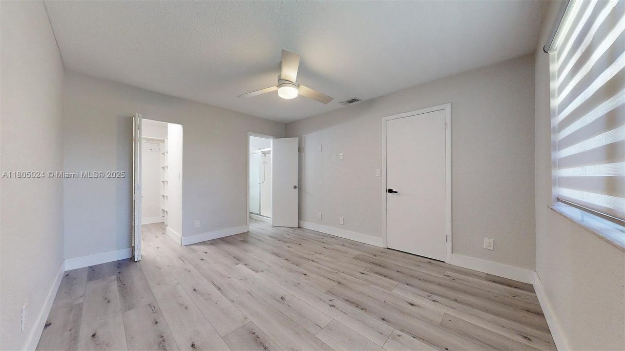 15805 W Waterside Cir, Unit 202, Sunrise, FL 33326 Photo