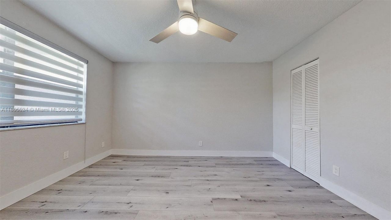 15805 W Waterside Cir, Unit 202, Sunrise, FL 33326 Photo