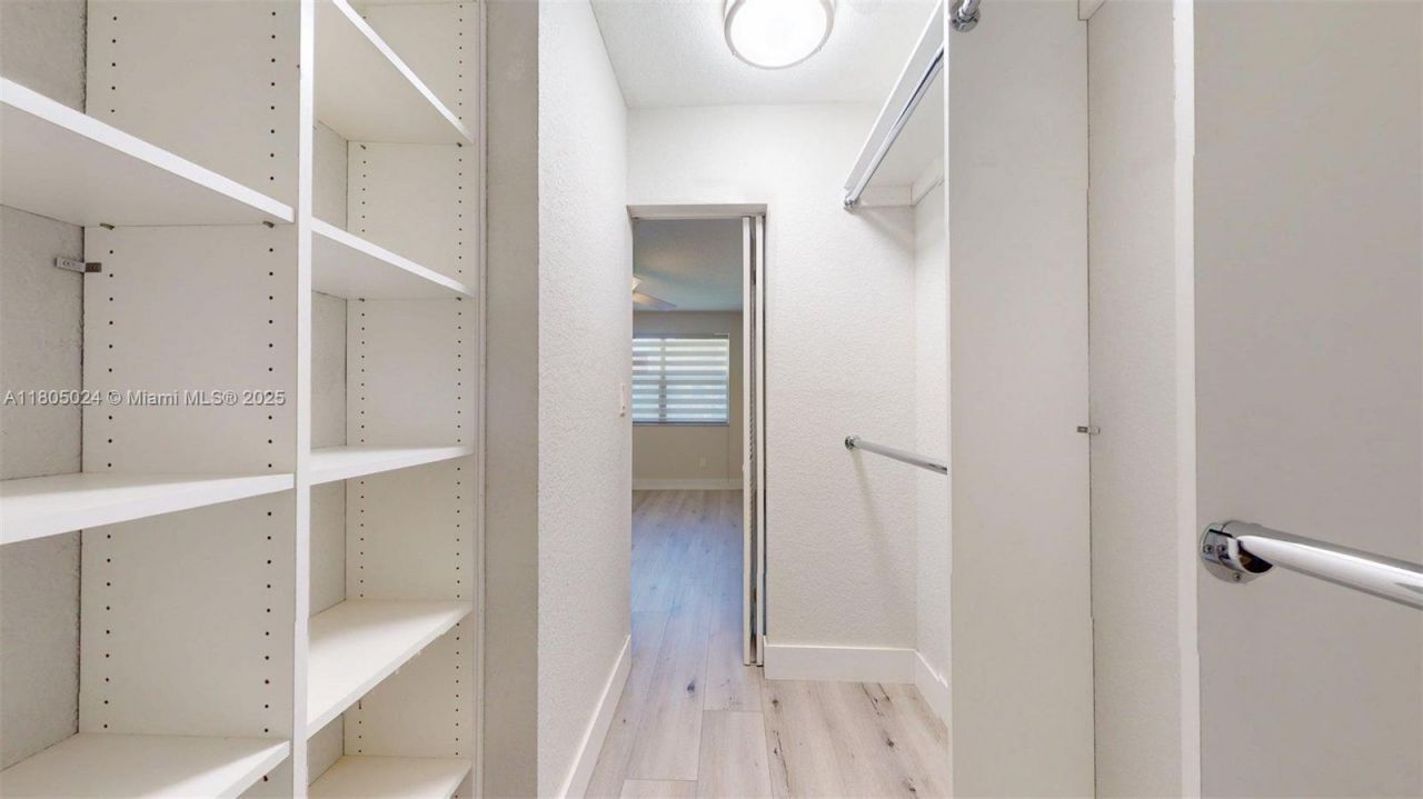 15805 W Waterside Cir, Unit 202, Sunrise, FL 33326 Photo