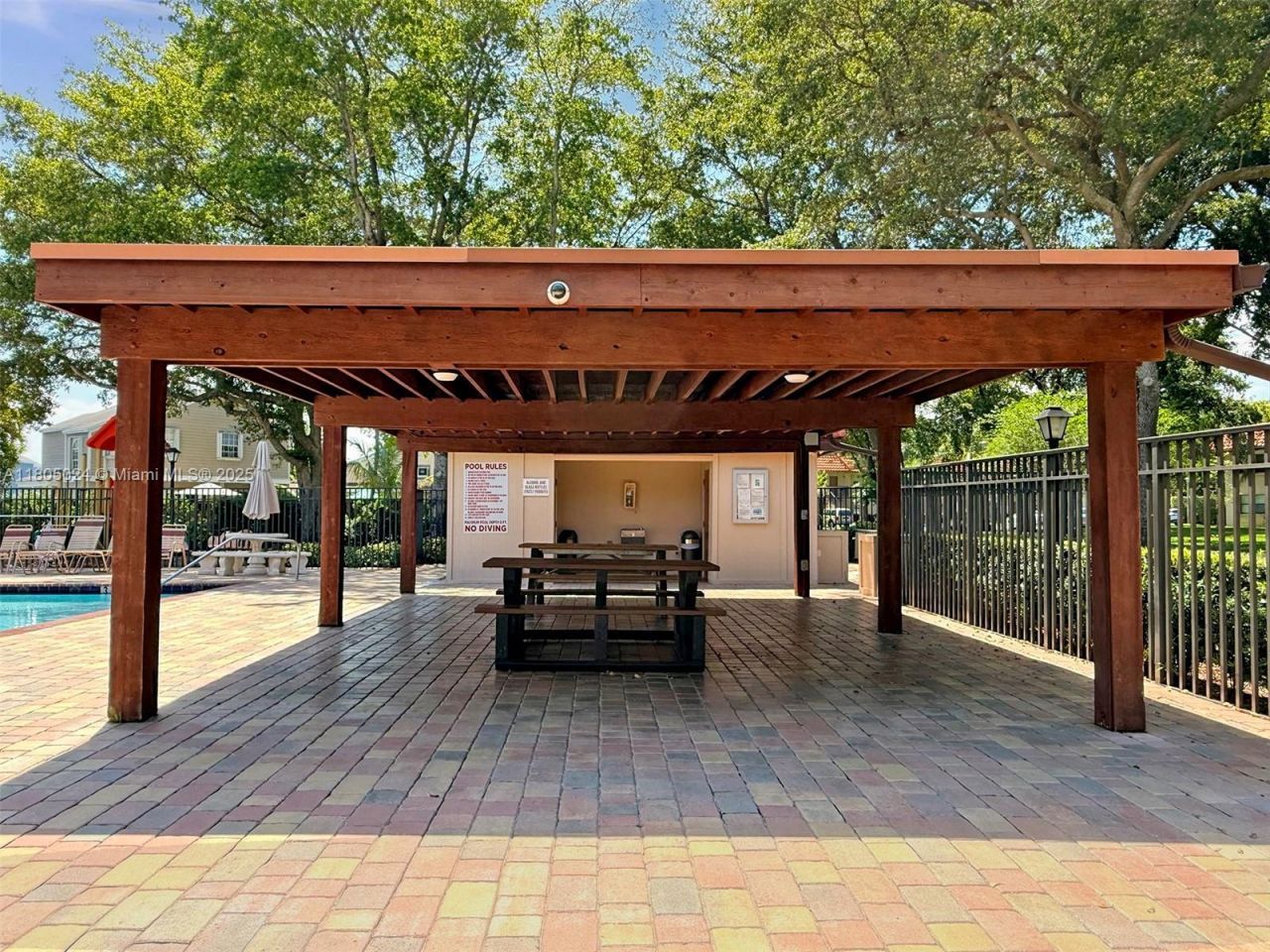 15805 W Waterside Cir, Unit 202, Sunrise, FL 33326 Photo