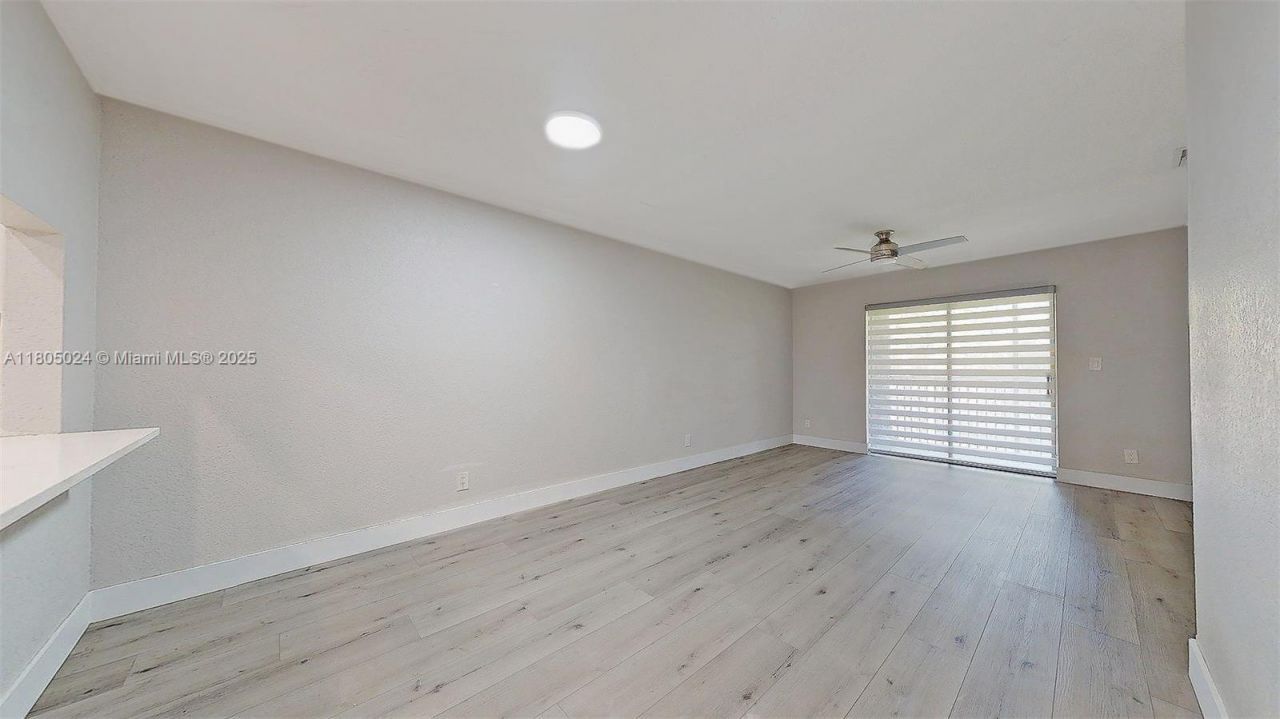 15805 W Waterside Cir, Unit 202, Sunrise, FL 33326 Photo